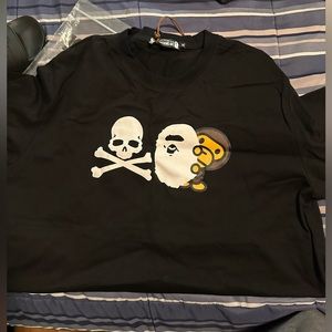 BAPE X UNDEFEATED t shirt brand new